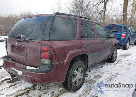 2005 Chevrolet Trailblazer Ls from USA, damaged, VIN 1GNDT13S852109871